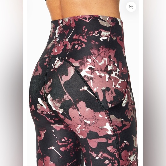 NWT. $75R Marika Alison Side Pocket Floral Legging Contender Luxe Gym to Street - Picture 3 of 7